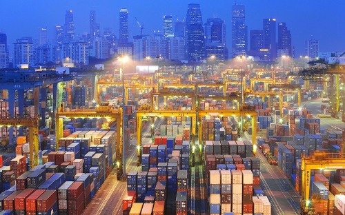 Китайский экспорт в июле упал на 8 процентов